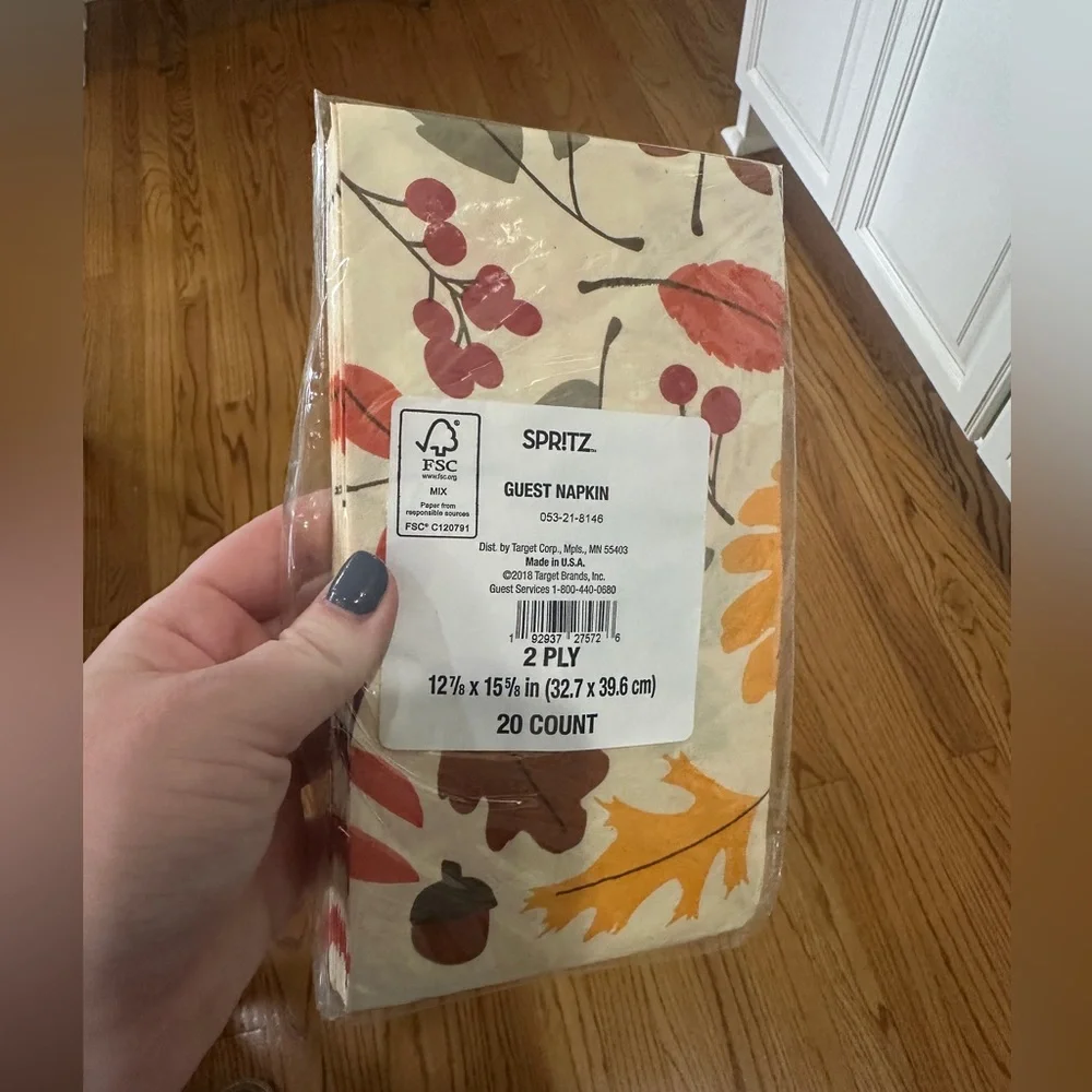 Spritz Autumn Leaf Paper Towels - Multicolor